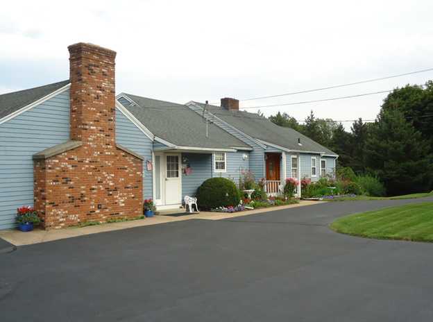 median active home for sale in MIddlebury CT