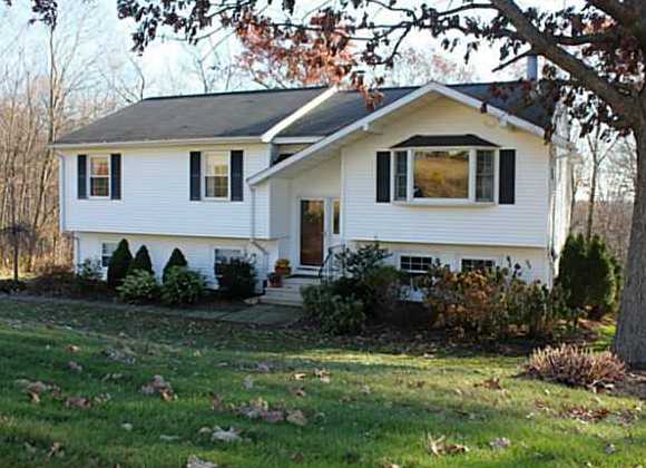 median active home for sale in Wolcott CT
