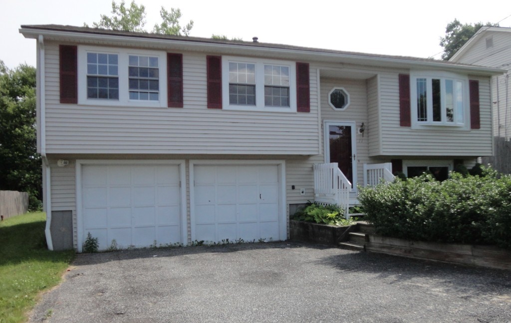 median active home for sale in Bucks Hill-Waterbury CT