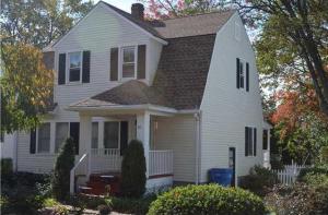 median active home for sale in Meriden\Woodtick-Waterbury CT East End