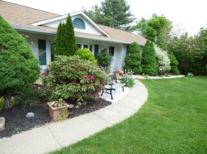 median active home for sale in Watertown CT